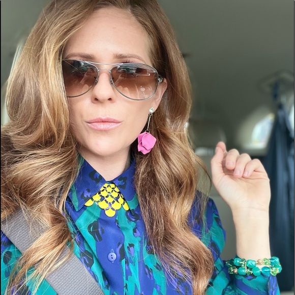 Meet Posher Brittany 🛍 - Picture 2 of 4